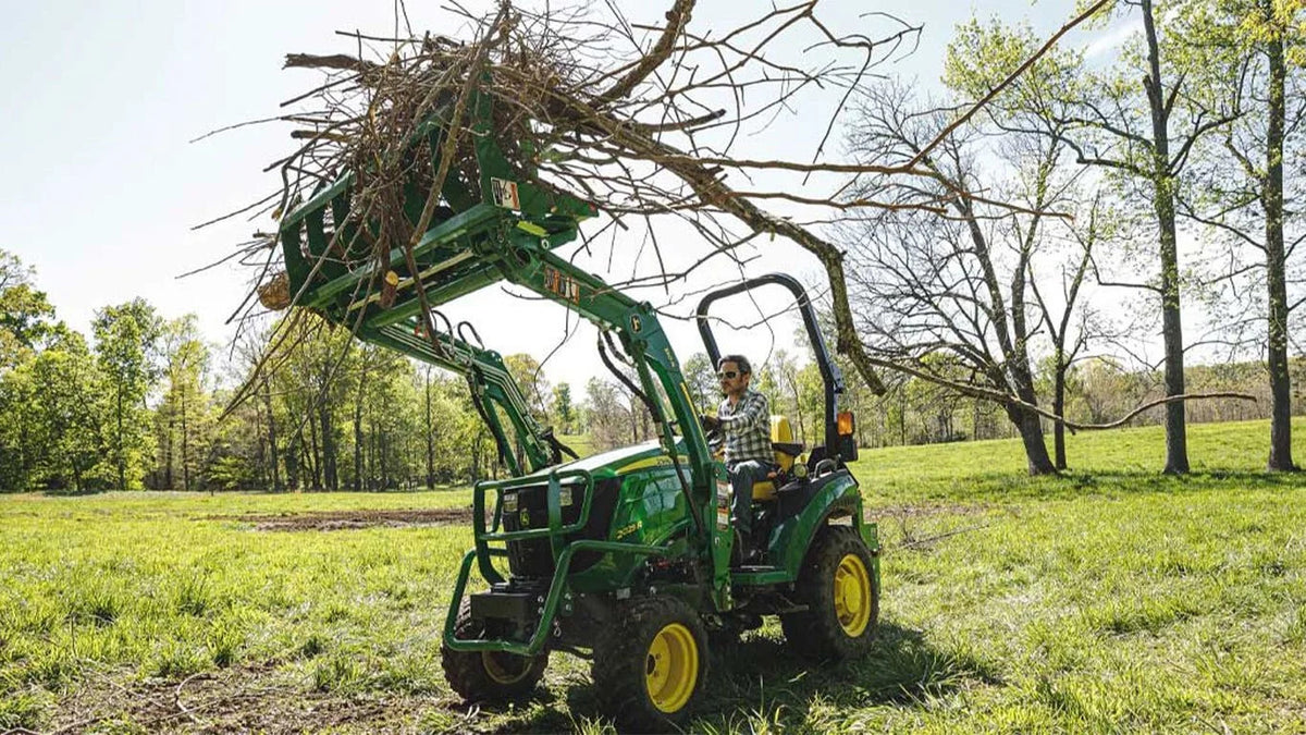 John Deere 2025R Compact Tractor