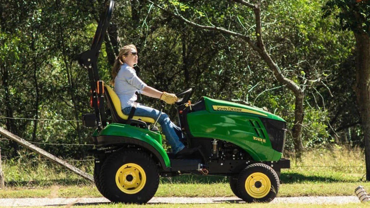 John Deere 1023E Sub-Compact Tractor